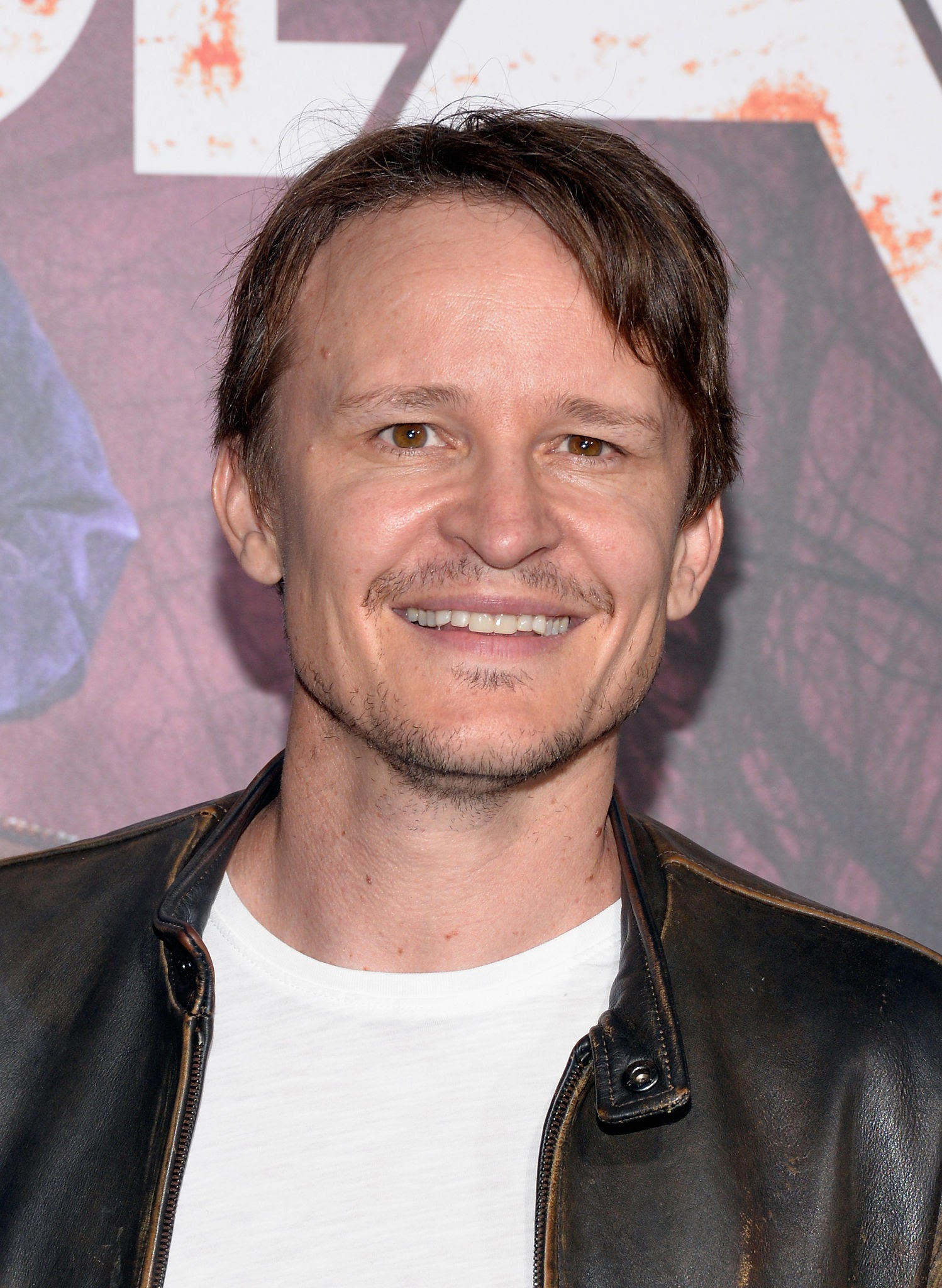 Damon Herriman (Actor) Wiki, Biography, Age, Girlfriends, Family, Facts and More