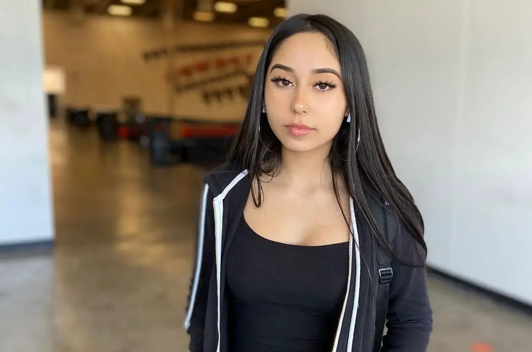 Alexia Maga (Instagram Star) Wiki, Biography, Age, Boyfriend, Family