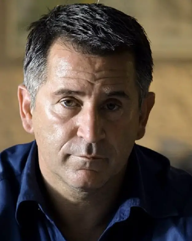 Anthony LaPaglia (Actor) Wiki, Biography, Age, Girlfriends, Family, Facts and More - Wikifamouspeople