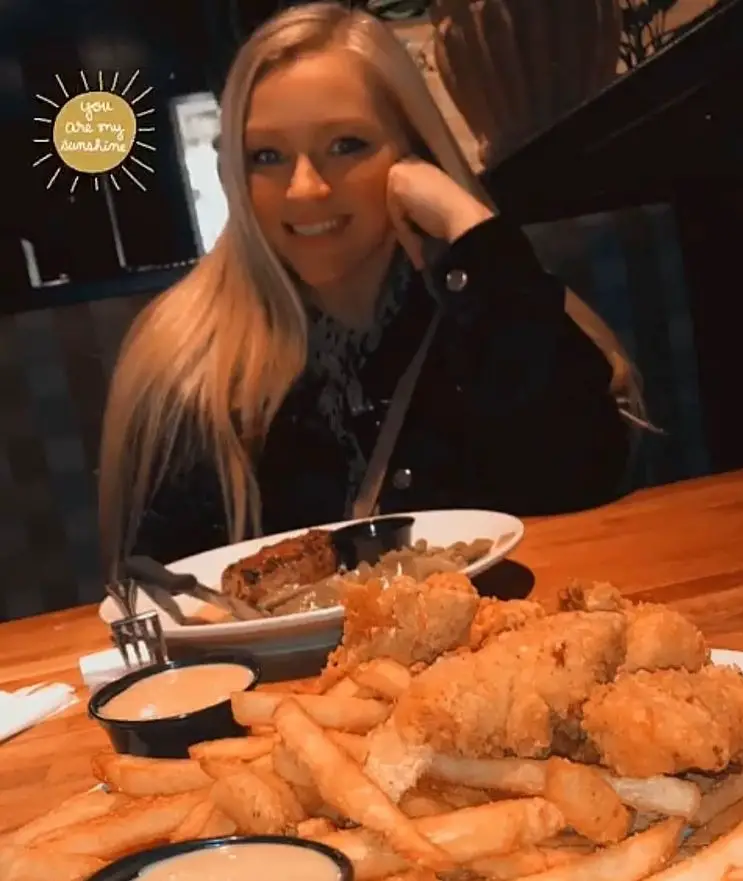 Nicole (TikTok Star) WiKi, Biography, Age, Boyfriend, Family, Facts and