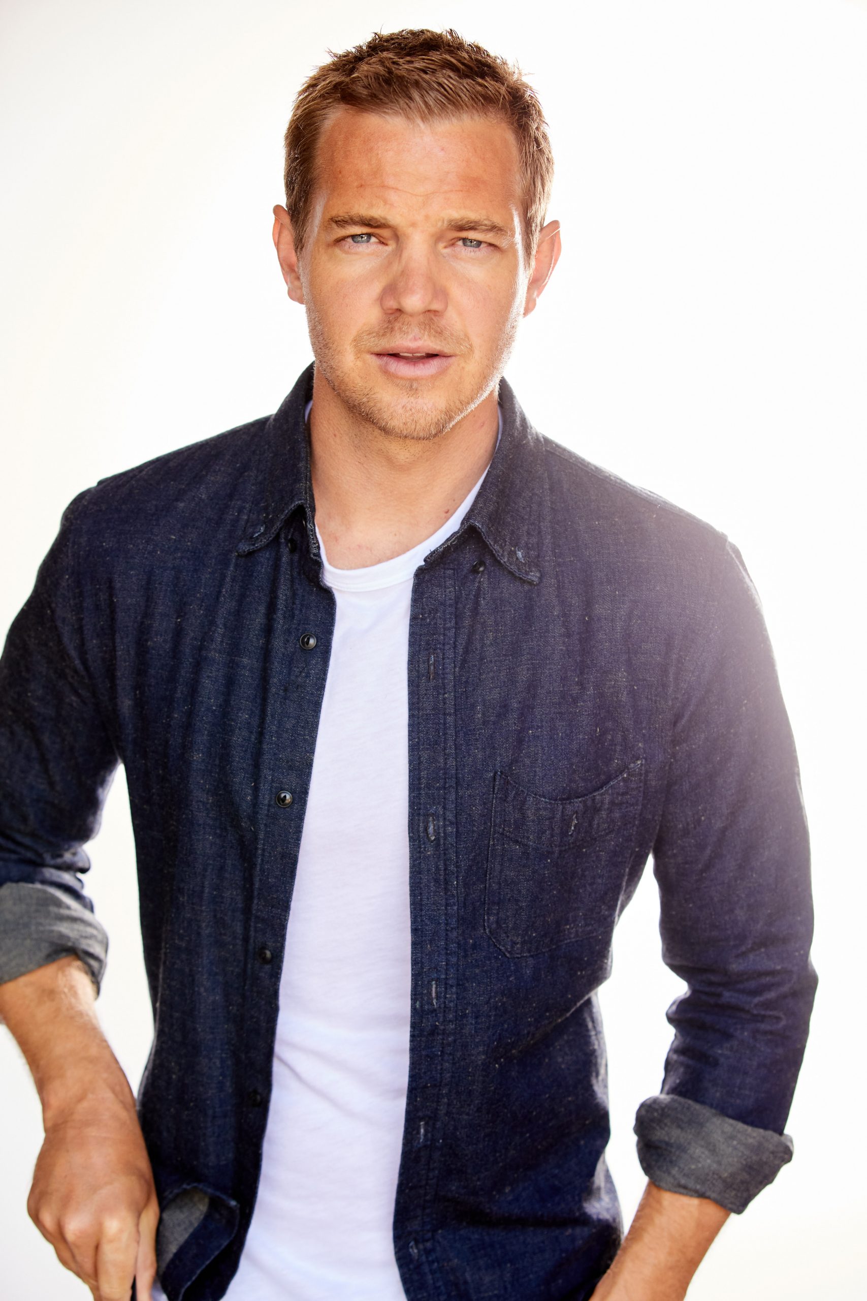 Taylor Handley (Actor) Wiki, Biography, Age, Girlfriends, Family, Facts