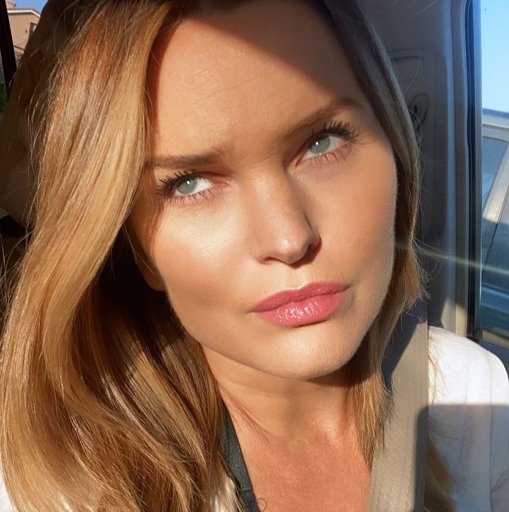 Sunny Mabrey (Actress) Wiki, Biography, Age, Boyfriend, Family, Facts and More