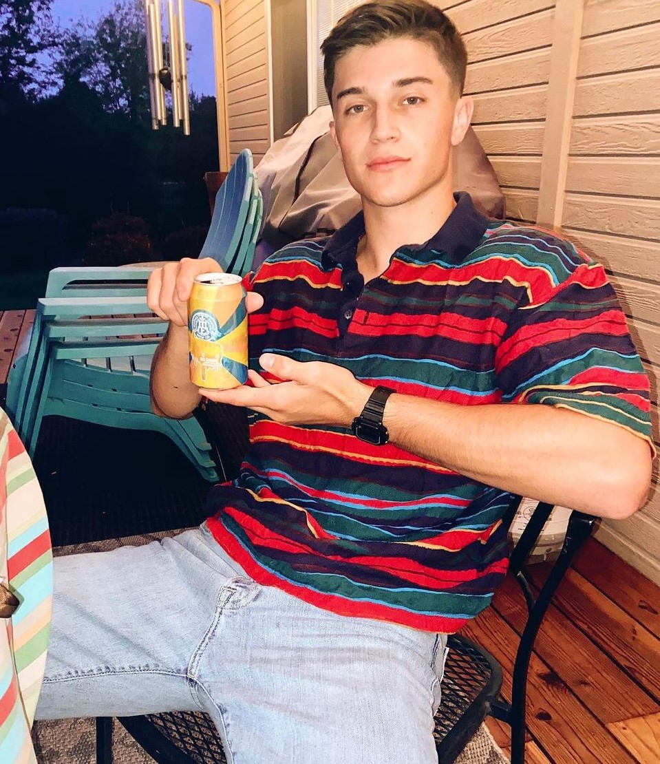 Greyson Hoelzel (TikTok Star) Wiki, Biography, Age, Girlfriend, Family